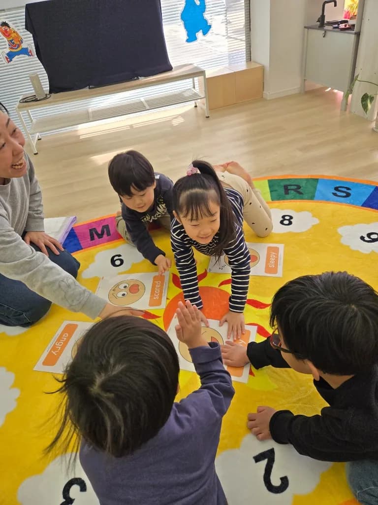英語の保育シーン